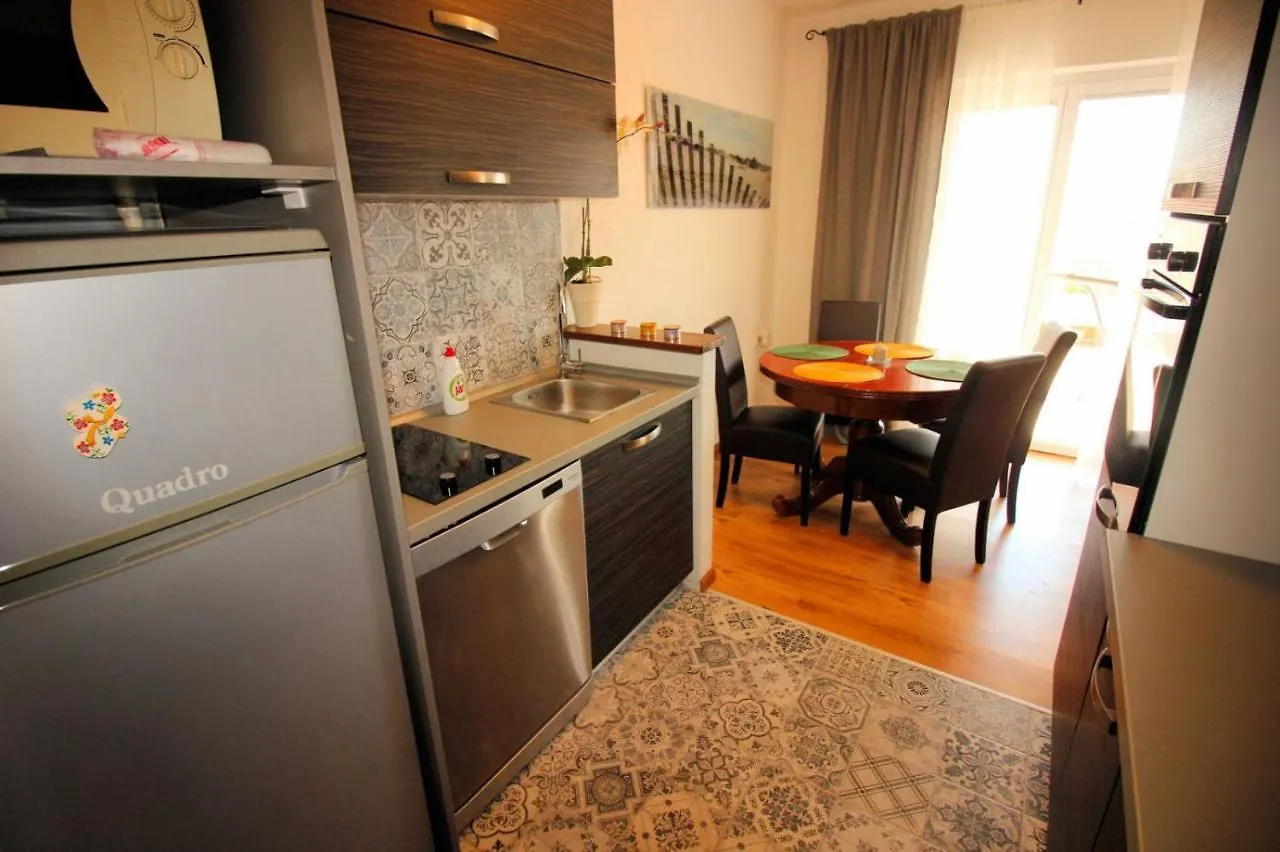 House Dragica Apartment Novi Vinodolski Croatia
